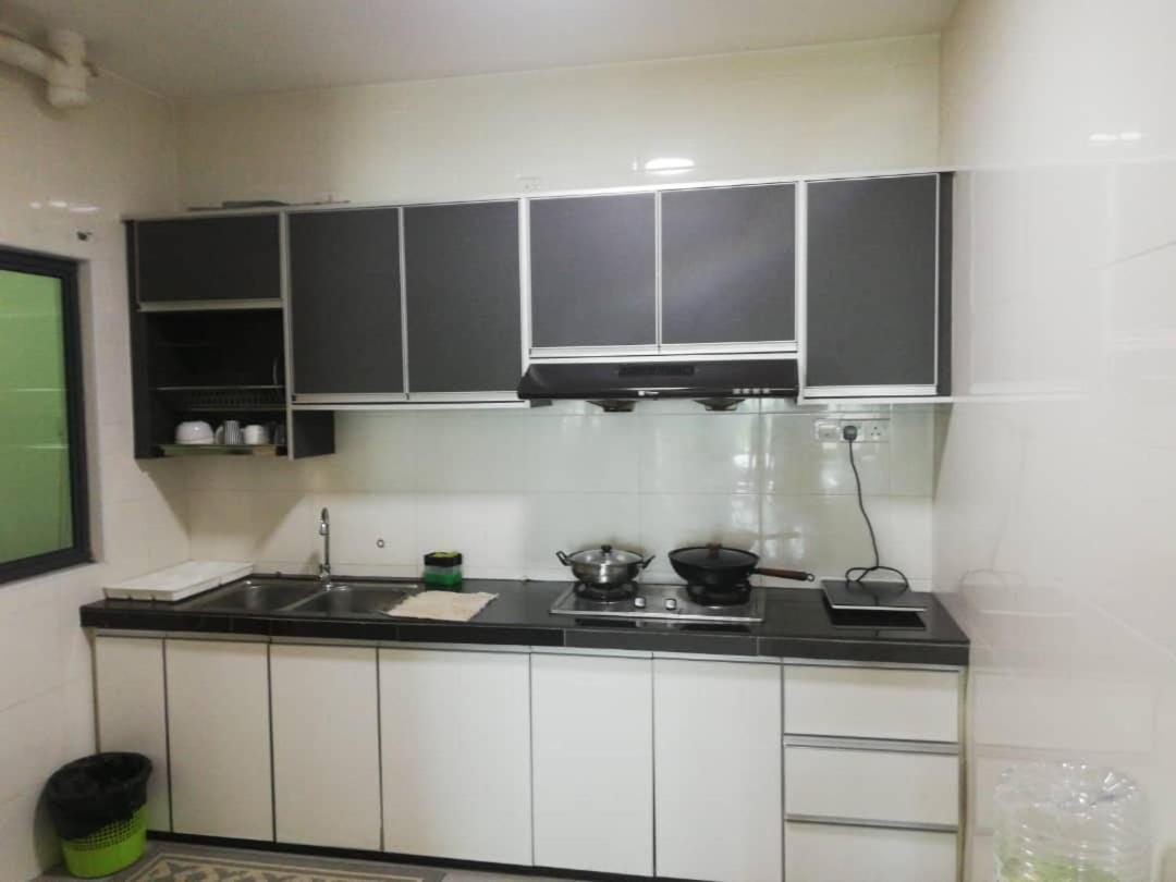 Vista Alam Studio Units - Pool, Food Court Shah Alam Szoba fotó