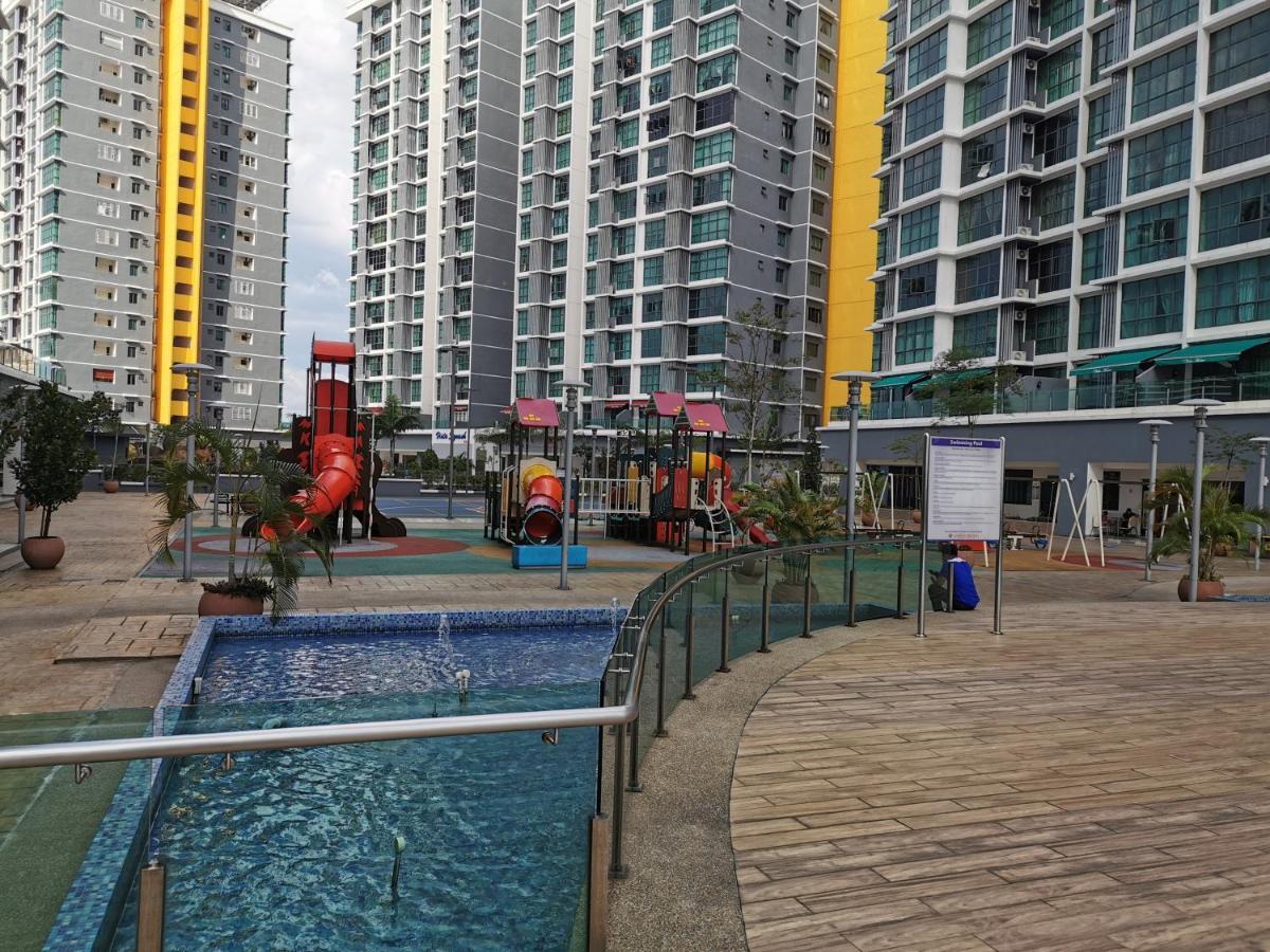 Vista Alam Studio Units - Pool, Food Court Shah Alam Kültér fotó